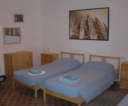 公寓 Flat In Duomo Center 米兰
